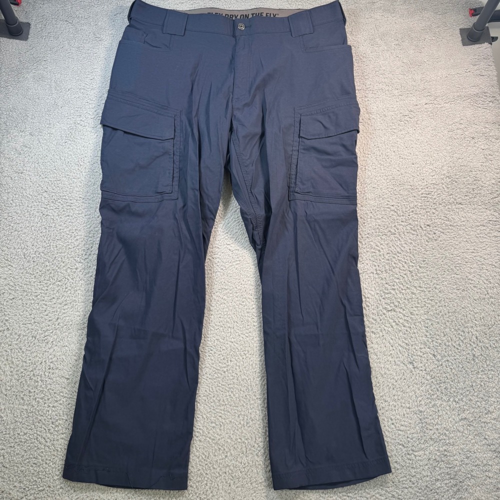 Duluth Trading Co Flex Dry on the Fly Mens 42x31 Relaxed Fit Cargo Pants Navy